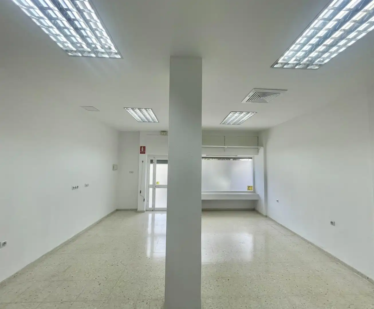 Local de lloguer en Rota