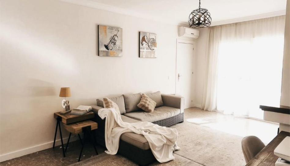 Casa adosada en venda a Calle Navarra, 12, San Pedro de Alcántara pueblo, Marbella - imatge 1 Foto 1 de Casa adosada en venda a Calle Navarra, 12, San Pedro de Alcántara pueblo, Marbella