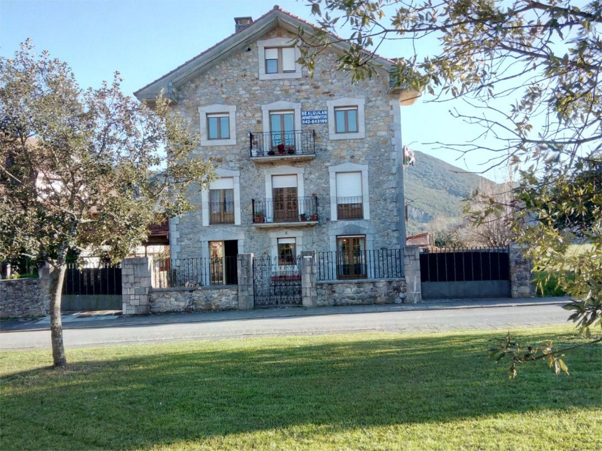 Exterior view of Flat to rent in Liendo  with Heating, Private garden and Parquet flooring