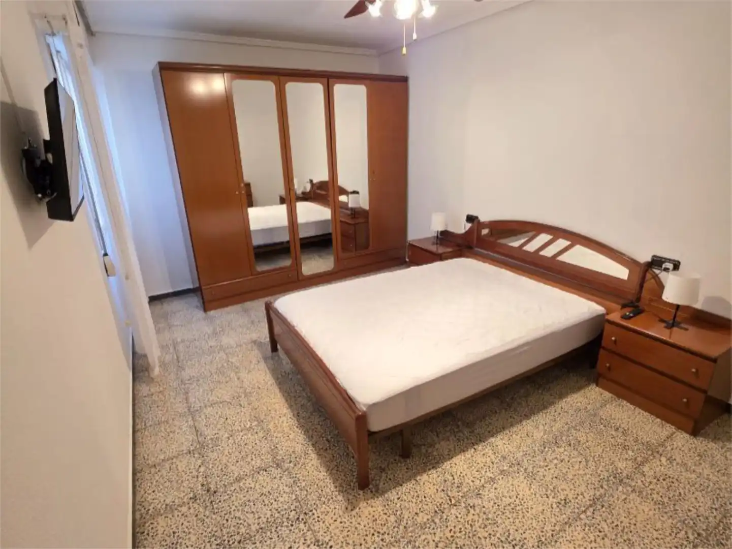 Room in Carrer Capità Gaspar Ortiz, 85, Reina Victoria - Miguel Hernández Bedroom of Flat for share in Elche / Elx with Furnished and Balcony
