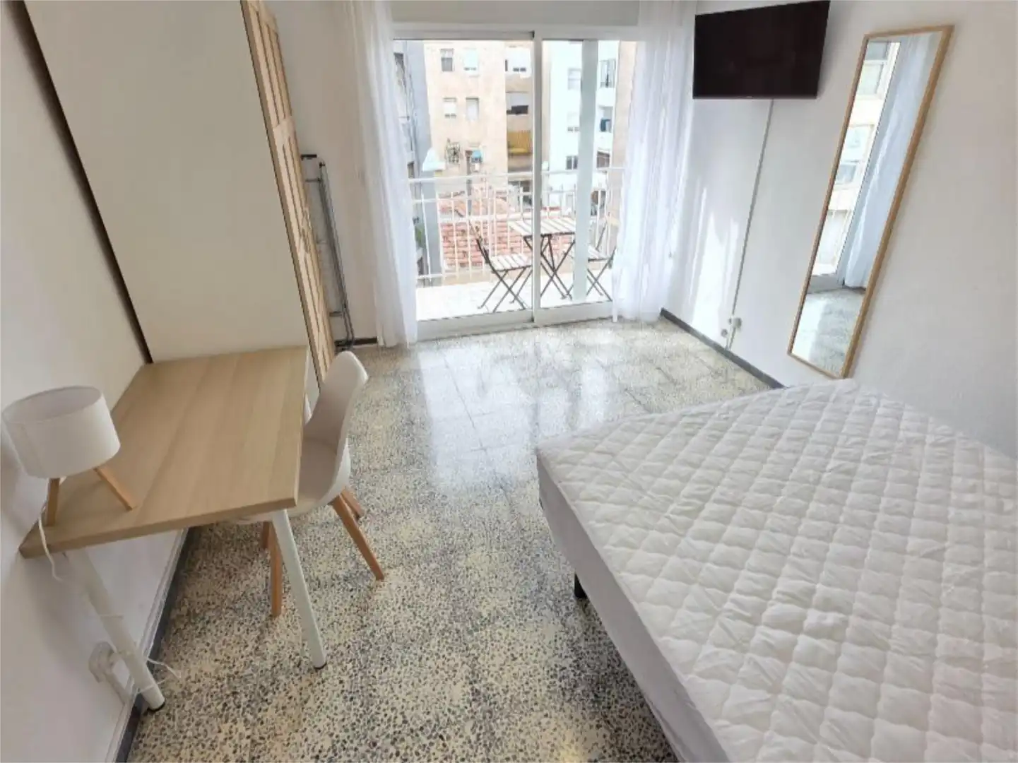 Room in Carrer Capità Gaspar Ortiz, 85, Reina Victoria - Miguel Hernández Bedroom of Flat for share in Elche / Elx with Furnished and Balcony