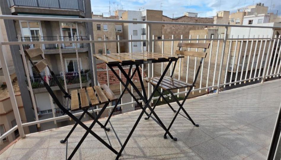 Room in Carrer Capità Gaspar Ortiz, 85, Reina Victoria - Miguel Hernández, Elche / Elx - image 1 Photo 1 of Room in Carrer Capità Gaspar Ortiz, 85, Reina Victoria - Miguel Hernández, Elche / Elx