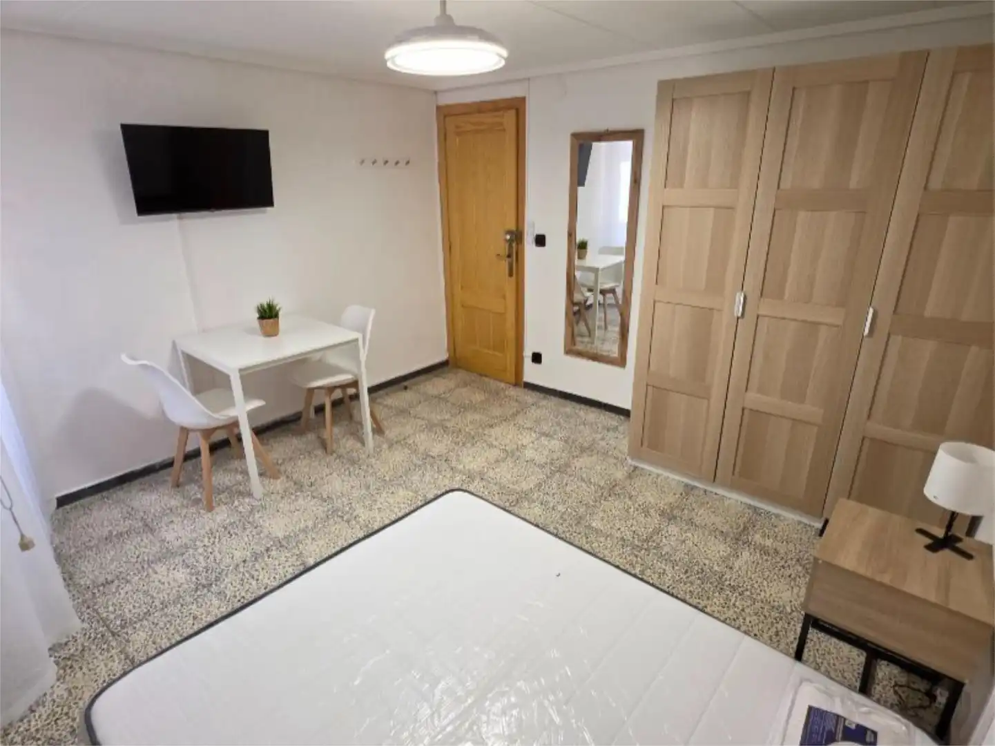 Room in Carrer Capità Gaspar Ortiz, 85, Reina Victoria - Miguel Hernández Bedroom of Flat for share in Elche / Elx with Furnished and Balcony