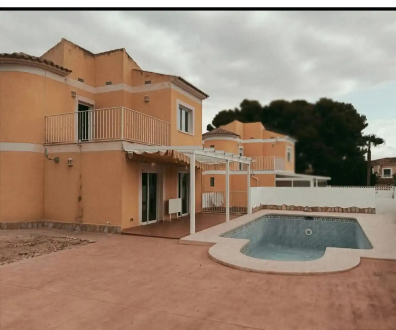 Houses for sale in Carrer Alatxa, 7, Barranco Hondo Exterior view of Houses for sale in La Nucia with Terrace, Swimming Pool and Balcony