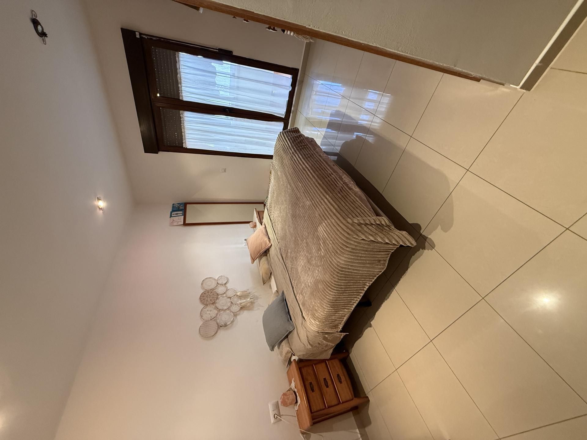 Schlafzimmer von Wohnung zum Verkauf in Monóvar  / Monòver mit Klimaanlage, Terrasse und Balkon