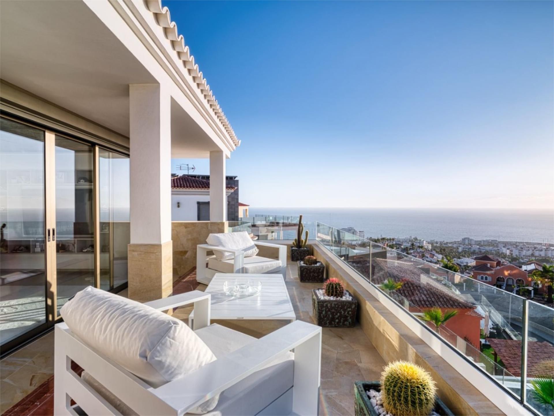 Casa o xalet en venda a Calle Vista Bella, 4, San Eugenio Alto Terrassa de Casa o xalet en venda en Adeje amb Aire condicionat, Terrassa i Piscina