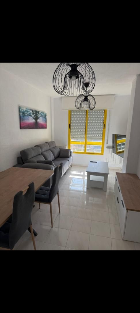 Sala de estar de Piso de alquiler en Galende con Jardín privado, Parquet y Piscina