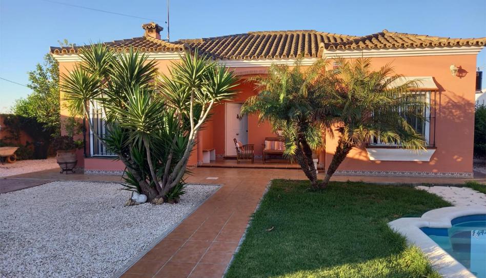 Casa o xalet en venda a Cañada de Los Carabineros, 12, Las Lagunas - Campano, Chiclana de la Frontera - imatge 1 Foto 1 de Casa o xalet en venda a Cañada de Los Carabineros, 12, Las Lagunas - Campano, Chiclana de la Frontera