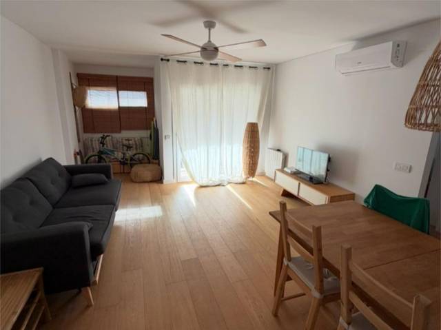 Piso en Alquiler en Carrer Jacint Verdaguer, 9 en Centre