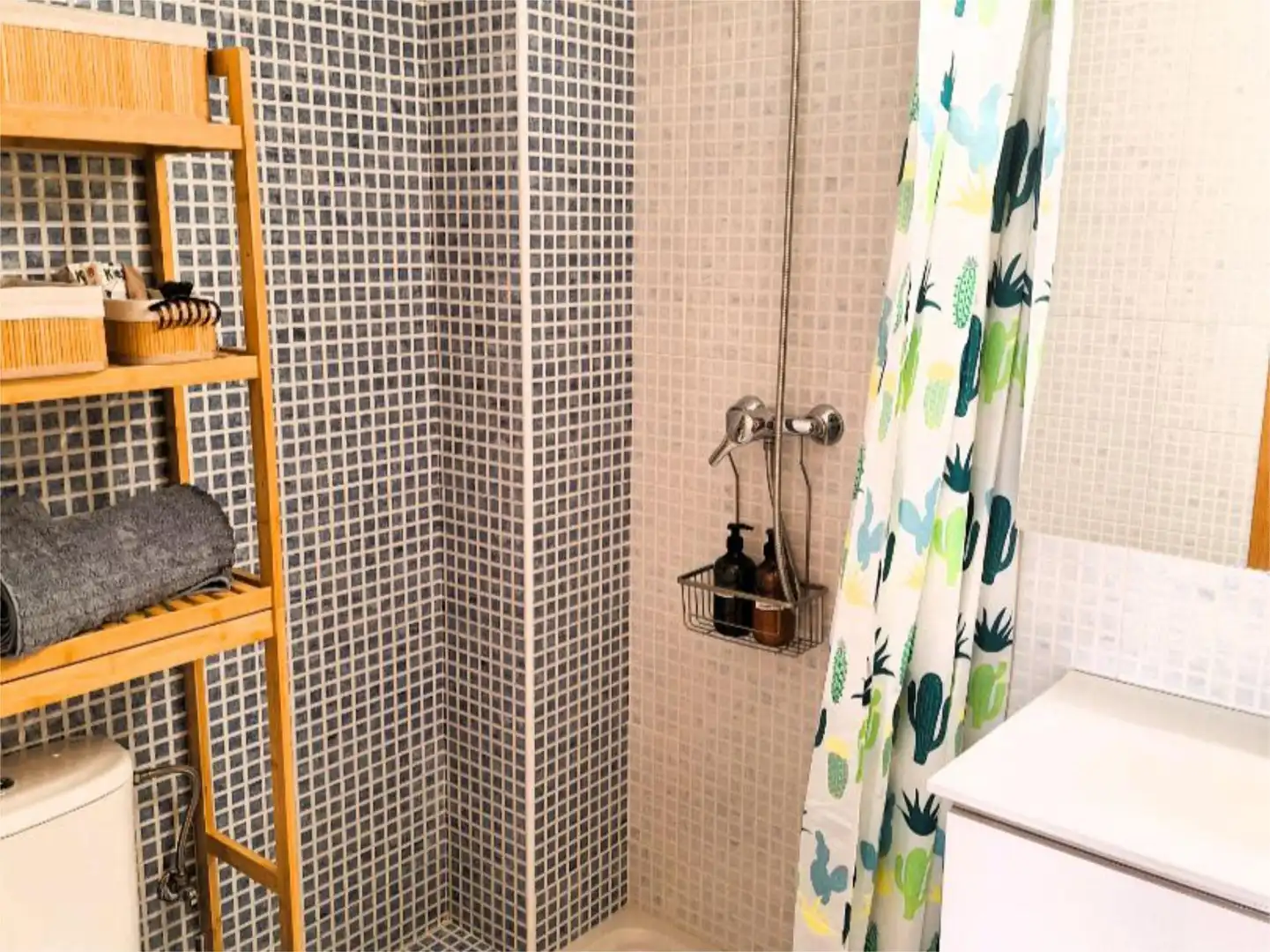 Room in Calle Iglesia, 45, Villaquilambre Room in Calle Iglesia, 45, Villaquilambre