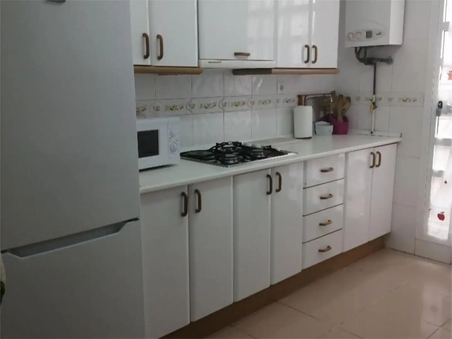 Piso de alquiler en Avenida Reina Sofía, 4, Costa Ballena - Largo Norte Cocina de Piso de alquiler en Rota