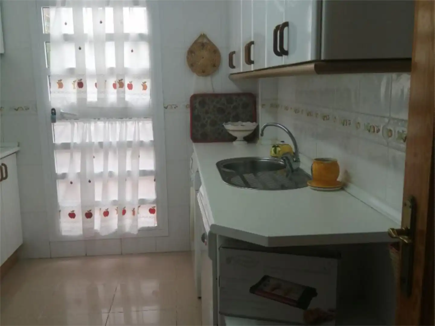 Piso de alquiler en Avenida Reina Sofía, 4, Costa Ballena - Largo Norte Cocina de Piso de alquiler en Rota