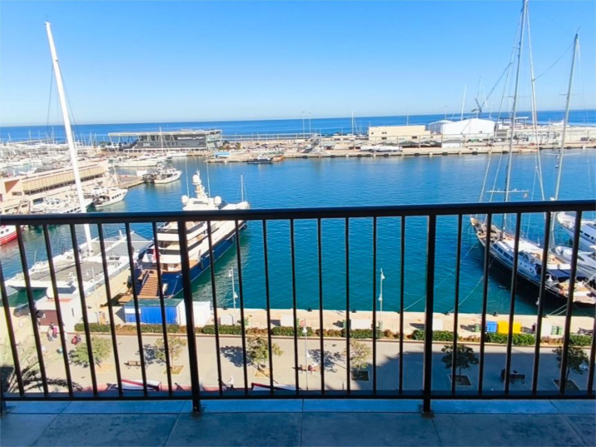 Flat to rent in Esplanada Cervantes, 21, El Puerto Exterior view of Flat to rent in Dénia with Air Conditioner, Heating and Terrace