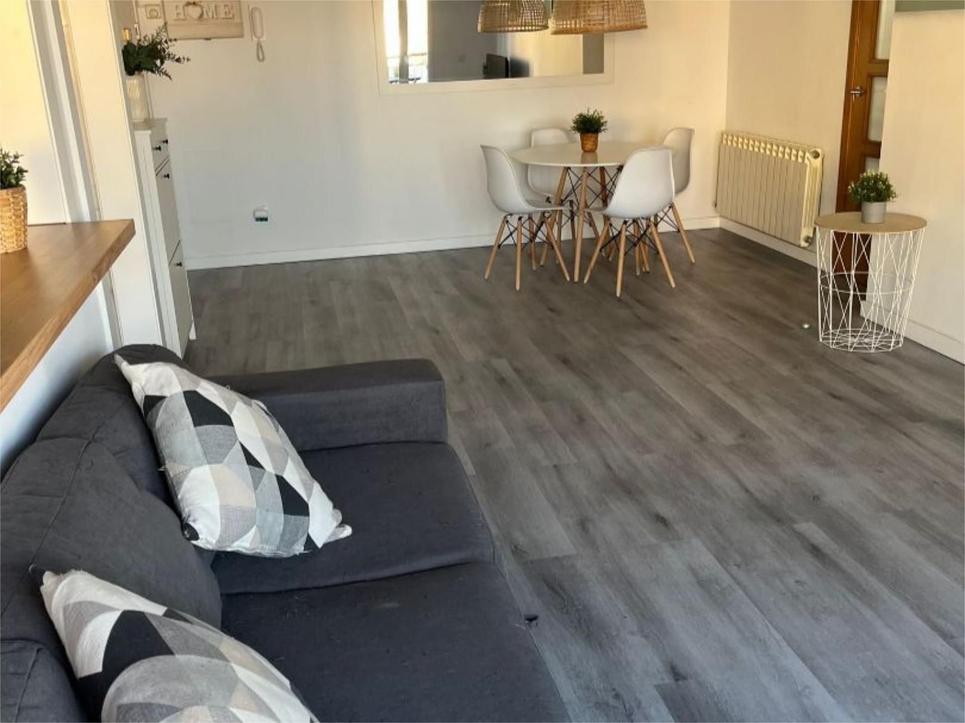 Piso en venta en Carretera Dosrius, 190, Cardedeu Sala de estar de Piso en venta en Cardedeu con Aire acondicionado, Piscina y Balcón