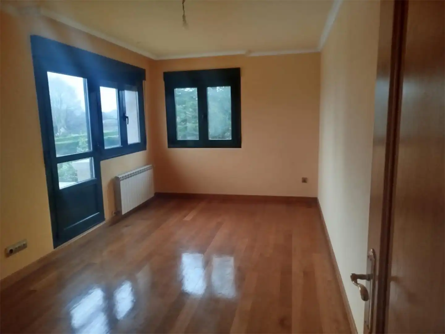 Habitación de Piso en venta en Lugo con Calefacción, Jardín privado y Parquet