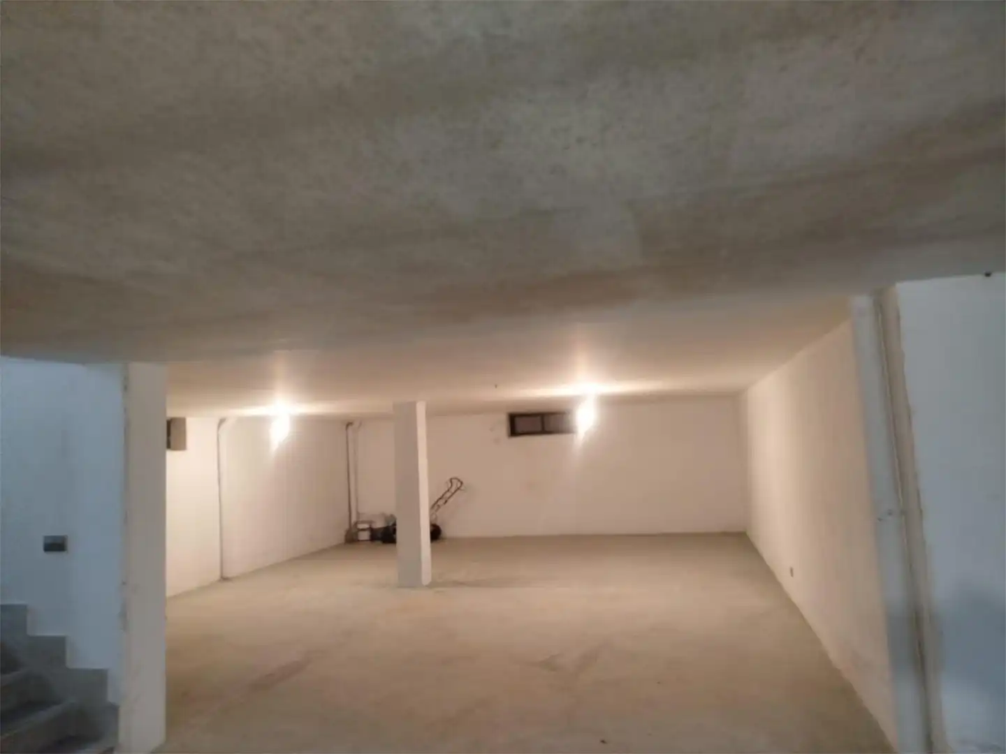 Piso en venta en Lugo con Calefacción, Jardín privado y Parquet