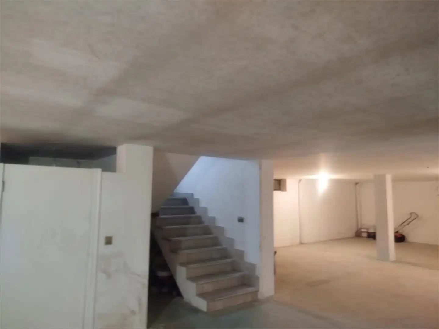 Piso en venta en Lugo con Calefacción, Jardín privado y Parquet