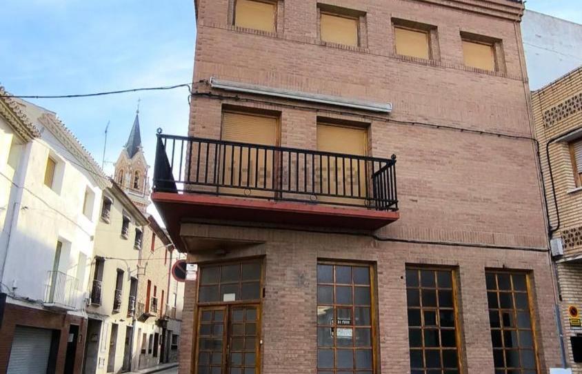 Premises to rent in Plaza Francisco Cuenca, 9, Fuentes de Ebro, Zaragoza - image 1 Photo 1 of Premises to rent in Plaza Francisco Cuenca, 9, Fuentes de Ebro, Zaragoza
