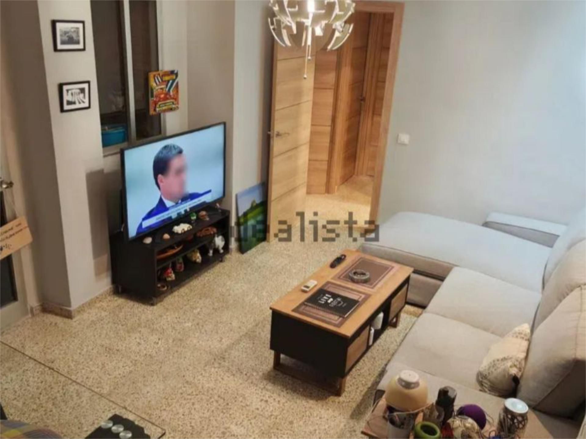 Living room of Flat to share in  Sevilla Capital  with Air Conditioner, Heating and Terrace