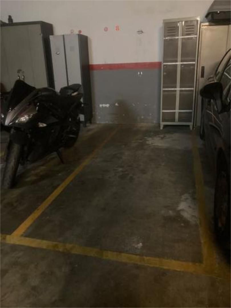 Parking of Garage for rent in Santa Coloma de Gramenet