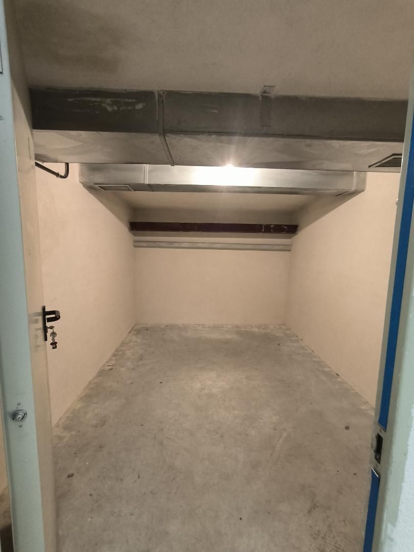 Box room to rent in Berriozar