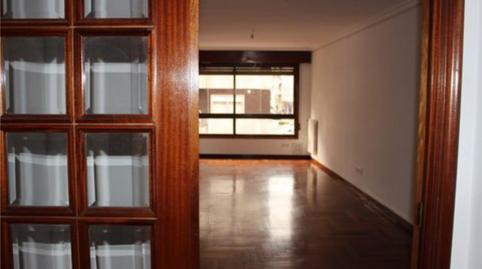 Foto 2 de Pis de lloguer a Rúa de Bolivia, 17, Plaza España - Corte Inglés, Vigo