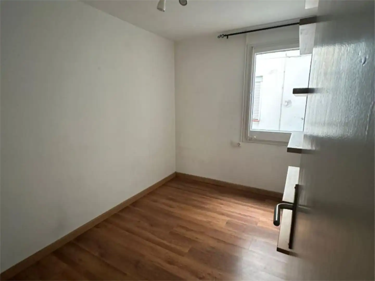 Wohnung zum Verkauf in Carrer de Josep Sangenís, 46, La Teixonera Schlafzimmer von Wohnung zum Verkauf in Barcelona Capital mit Balkon