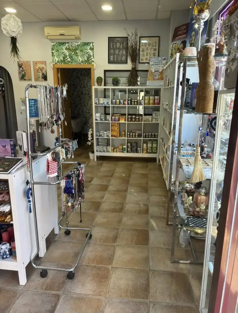 Commercial properties for sale in Calle Ciudad De Riga, 2, Paus - Poligono San Blas Commercial properties for sale in Alicante / Alacant with Air Conditioner