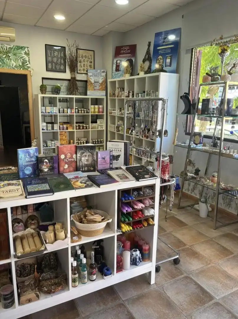 Commercial properties for sale in Calle Ciudad De Riga, 2, Paus - Poligono San Blas Commercial properties for sale in Alicante / Alacant with Air Conditioner