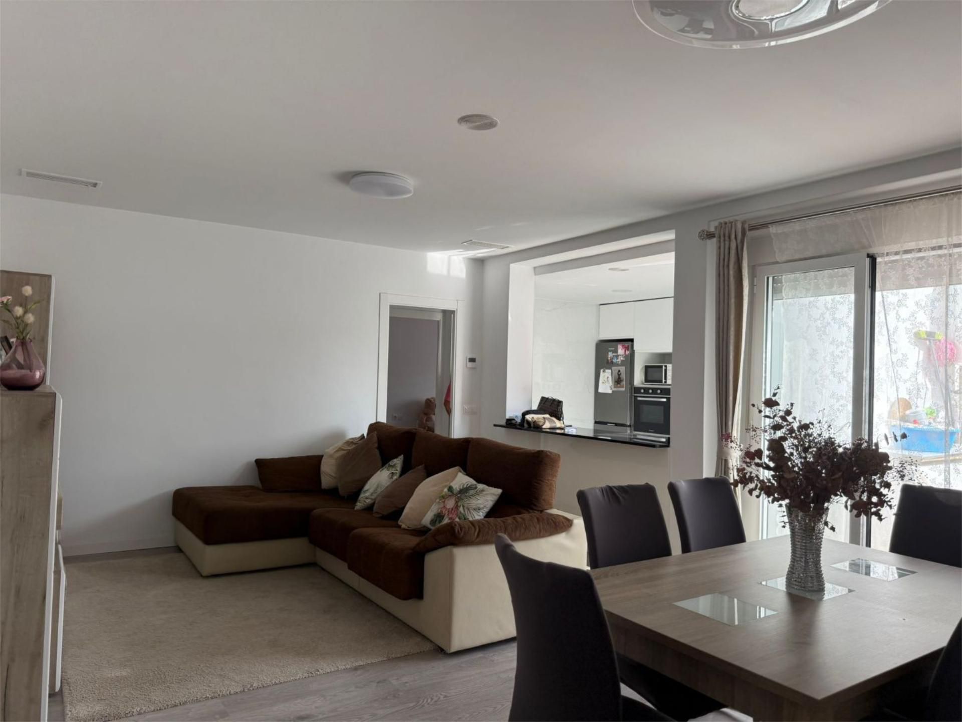 Àtic en venda a Carrer Dels Molins, 50, Paterna Sala d'estar de Àtic en venda en Paterna amb Aire condicionat, Terrassa i Balcó