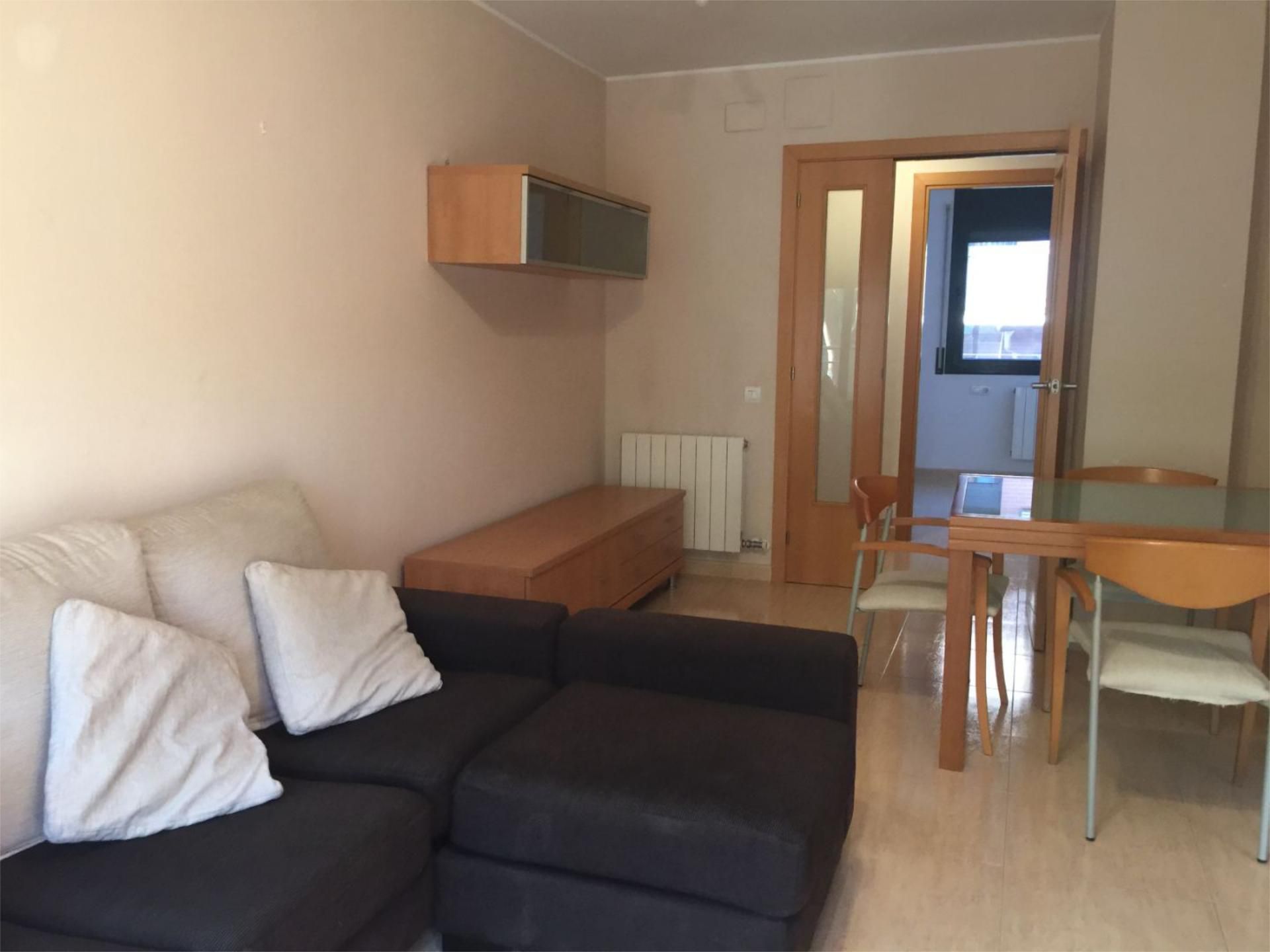 Pis de lloguer a Carrer de la Pica d'Estats, 32, Barri Mion - Puigberenguer Dormitori de Pis de lloguer en Manresa amb Calefacció, Traster i Moblat