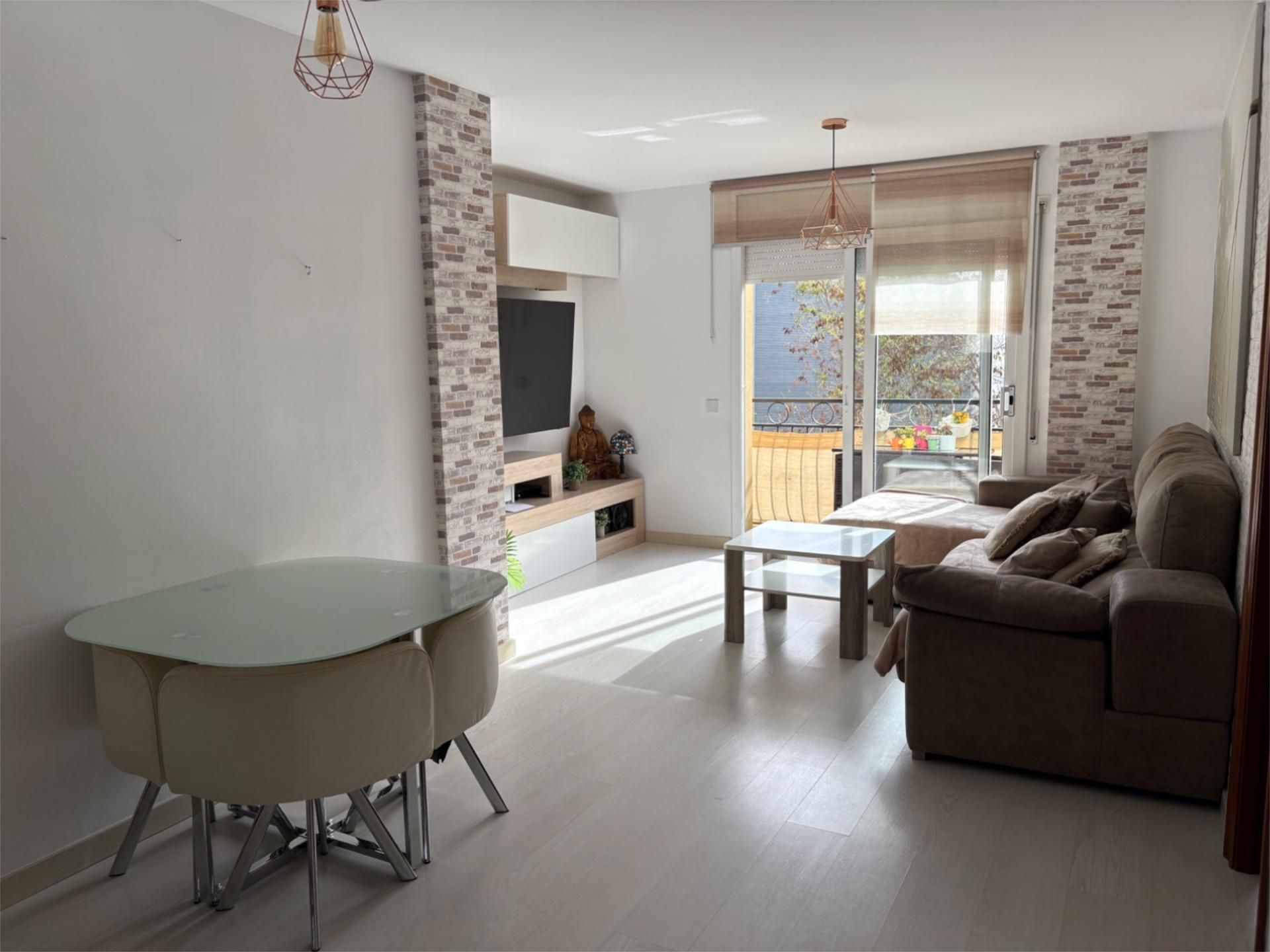 Living room of Flat for sale in Carrer Doctor Fleming, 15,   with Balcony