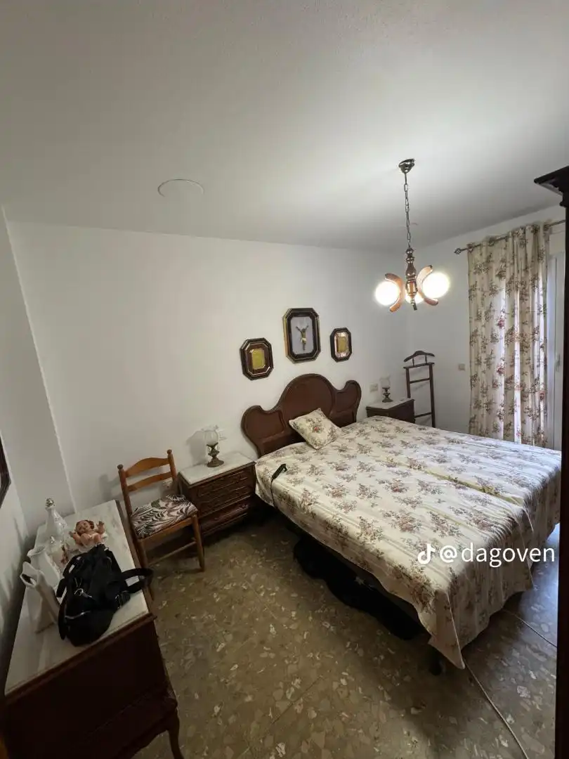 Ático en venta en Calle Manuel Machado, 41, Roquetas Pueblo Habitación de Ático en venta en Roquetas de Mar con Aire acondicionado, Terraza y Trastero