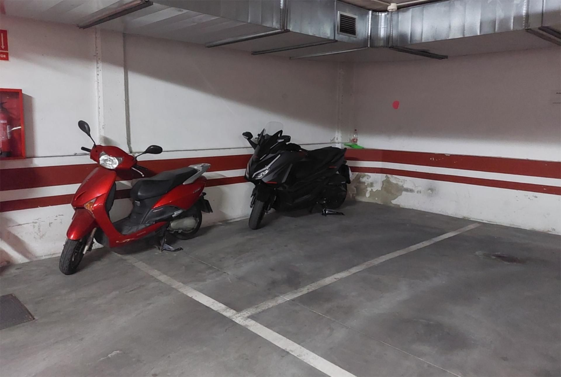 Garatge en venda a Misioneras Concepcionistas, 5, La Reconquista - El Rosario Aparcament de Garatge en venda en Algeciras