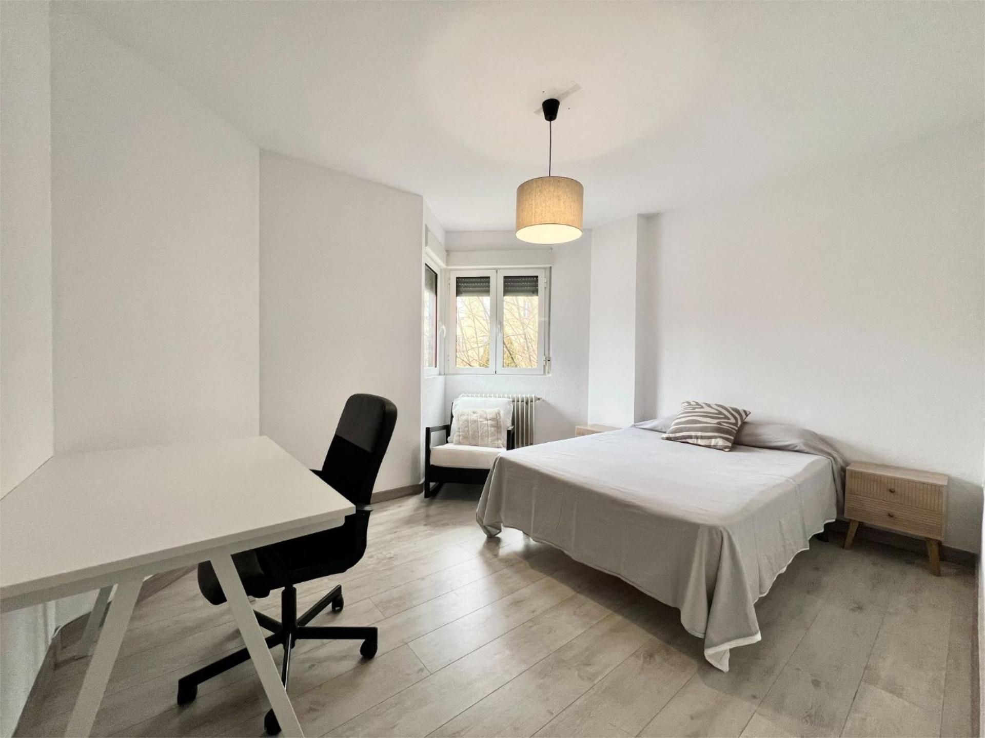 Bedroom of Flat to rent in León Capital   with Heating and Furnished