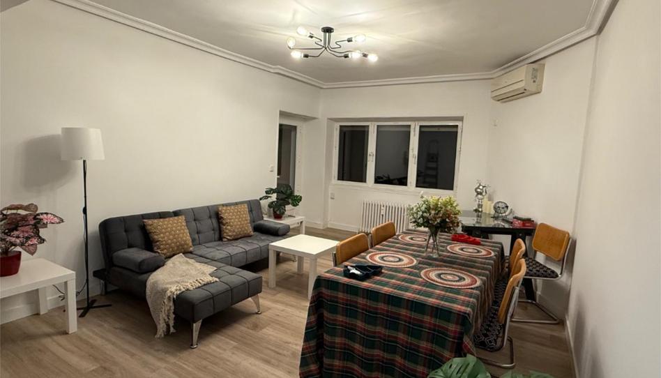 Piso para compartir en Plaza Juan Antonio Suanzes, 3, Salvador, Madrid Capital - imagen 1 Foto 1 de Piso para compartir en Plaza Juan Antonio Suanzes, 3, Salvador, Madrid Capital