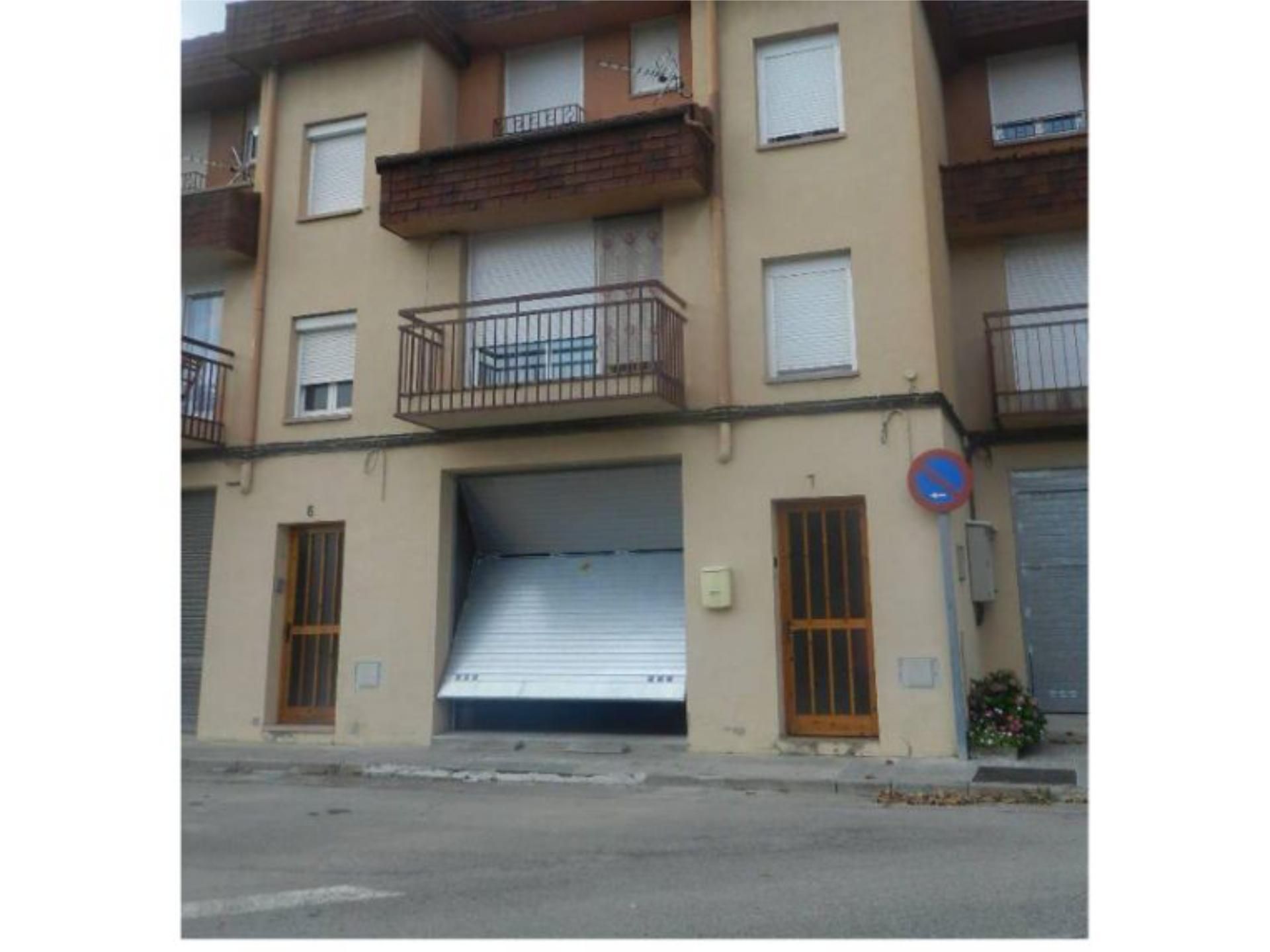 Single-family semi-detached for sale in Carrer Diputació, 5, Montesquiu Parking of Single-family semi-detached for sale in Montesquiu with Balcony