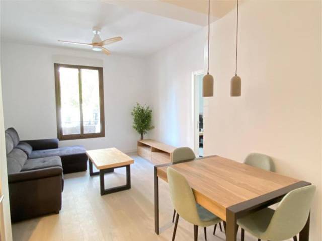 Piso en Alquiler en Calle de Ríos Rosas, 4 en Ríos Rosas - Nuevos Ministerios