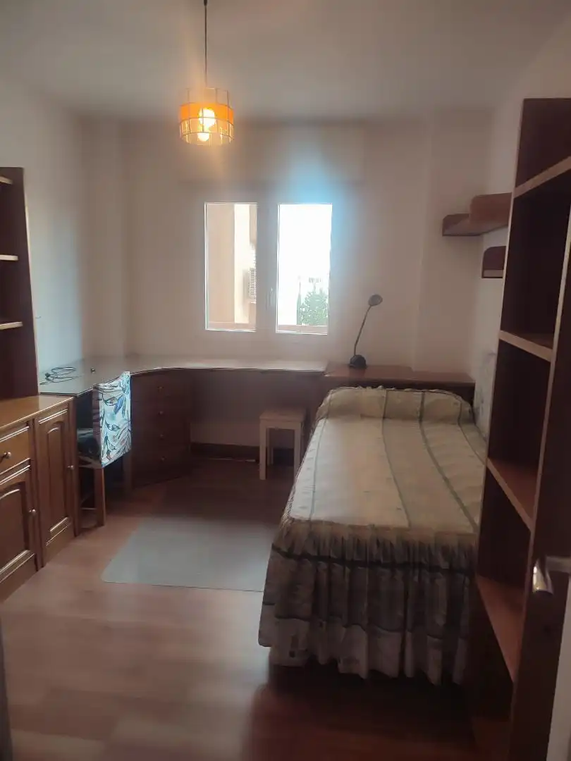 Habitación en Calle Deportista Ramón Mendizábal, 28, San Fernando - Princesa Mercedes Habitación en Calle Deportista Ramón Mendizábal, 28, San Fernando - Princesa Mercedes