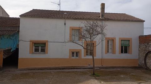 Foto 2 de Casa adosada en venta en Calle Colon, 4, Viloria, Valladolid