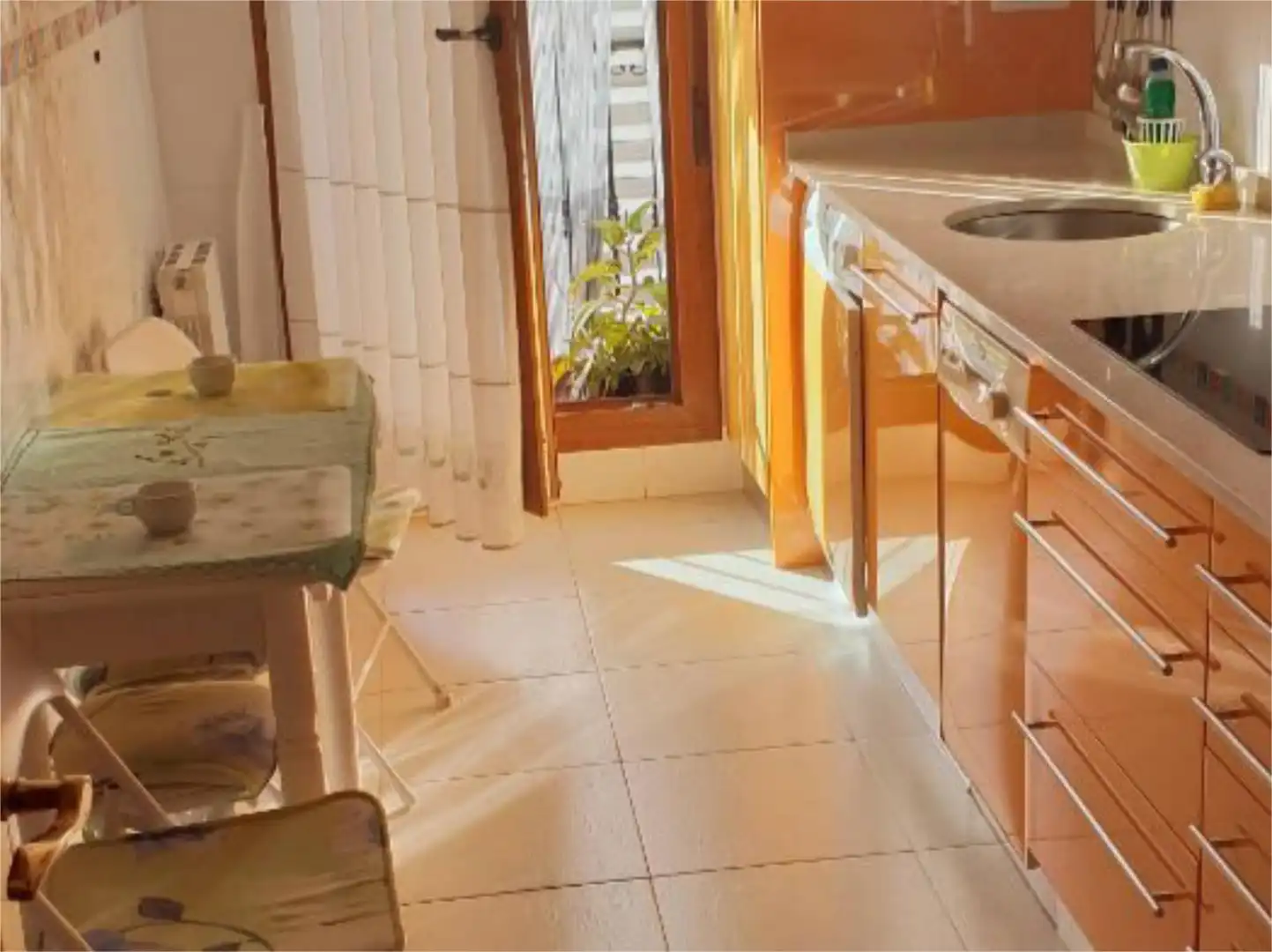 Flat for sale in Barrio la Somadilla, 4, Voto Kitchen of Flat for sale in Voto with Heating, Private garden and Parquet flooring