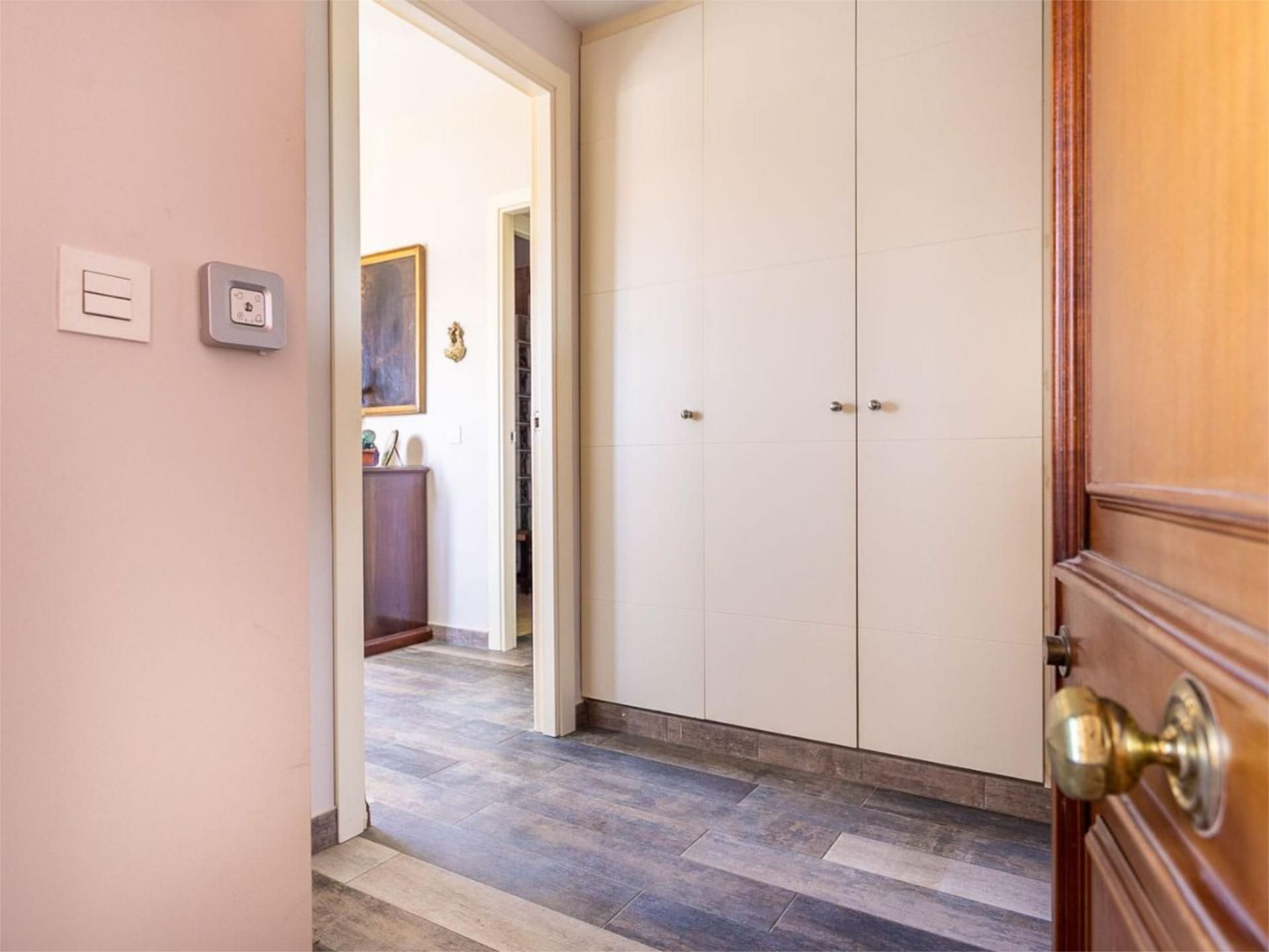 Flat to rent in  Sevilla Capital  with Air Conditioner, Terrace and Balcony