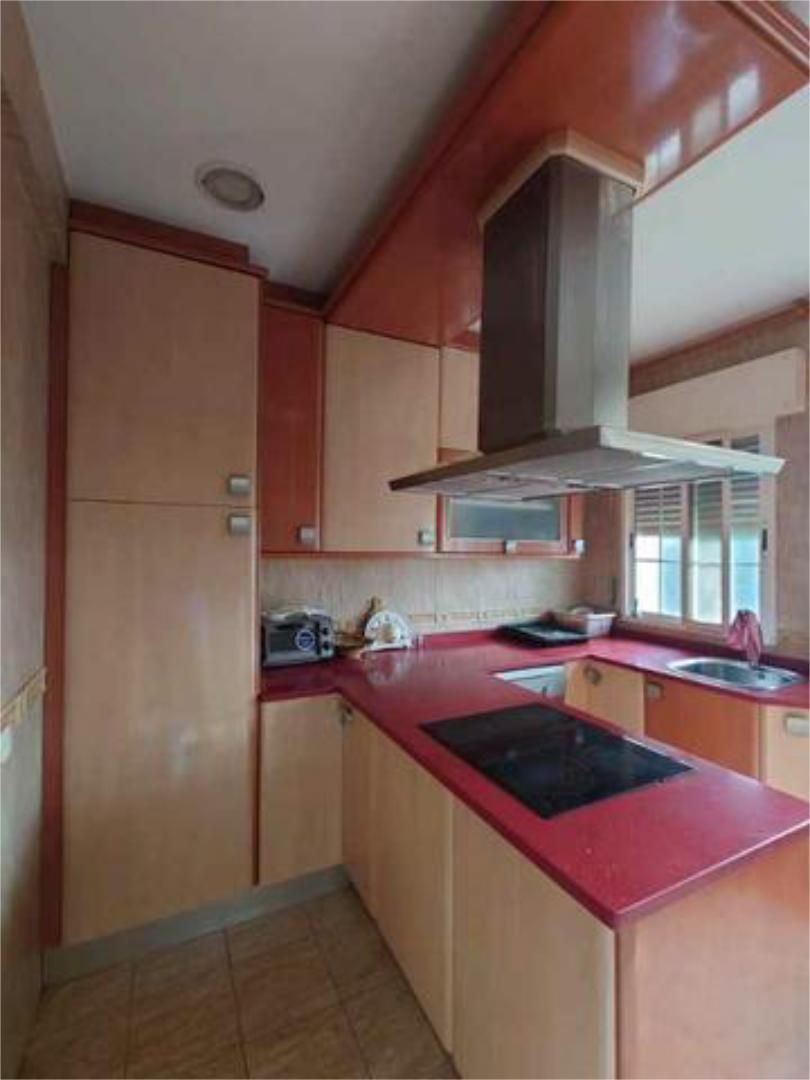 Cuina de Casa adosada de lloguer en Valdepiélagos amb Calefacció, Jardí privat i Terrassa