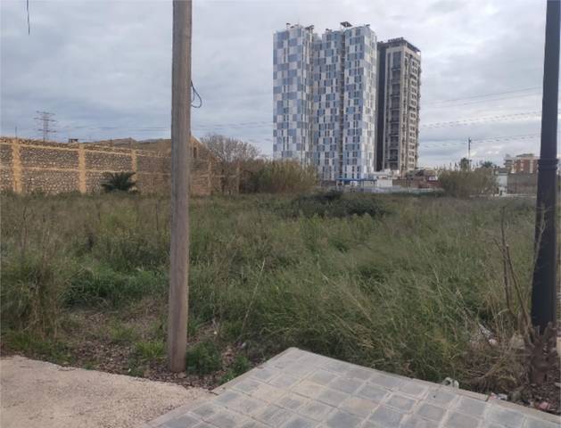 Terreno en Venta en Calle de Eduardo Dato, 2 en Faitanar