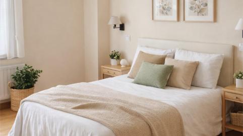 Piso en venta en Calle de Los Monasterios de Suso y Yuso, 14, Montecarmelo, Madrid Capital - imagen 2 Foto 2 de Piso en venta en Calle de Los Monasterios de Suso y Yuso, 14, Montecarmelo, Madrid Capital