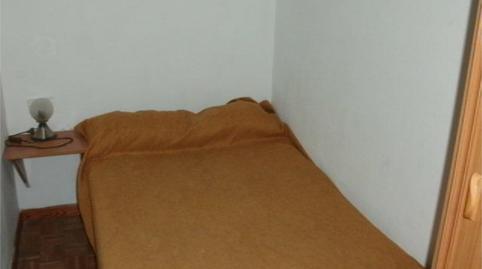 Photo 2 of Flat to share in Calle de Ramón y Cajal, 24, Centro, Cuenca Capital