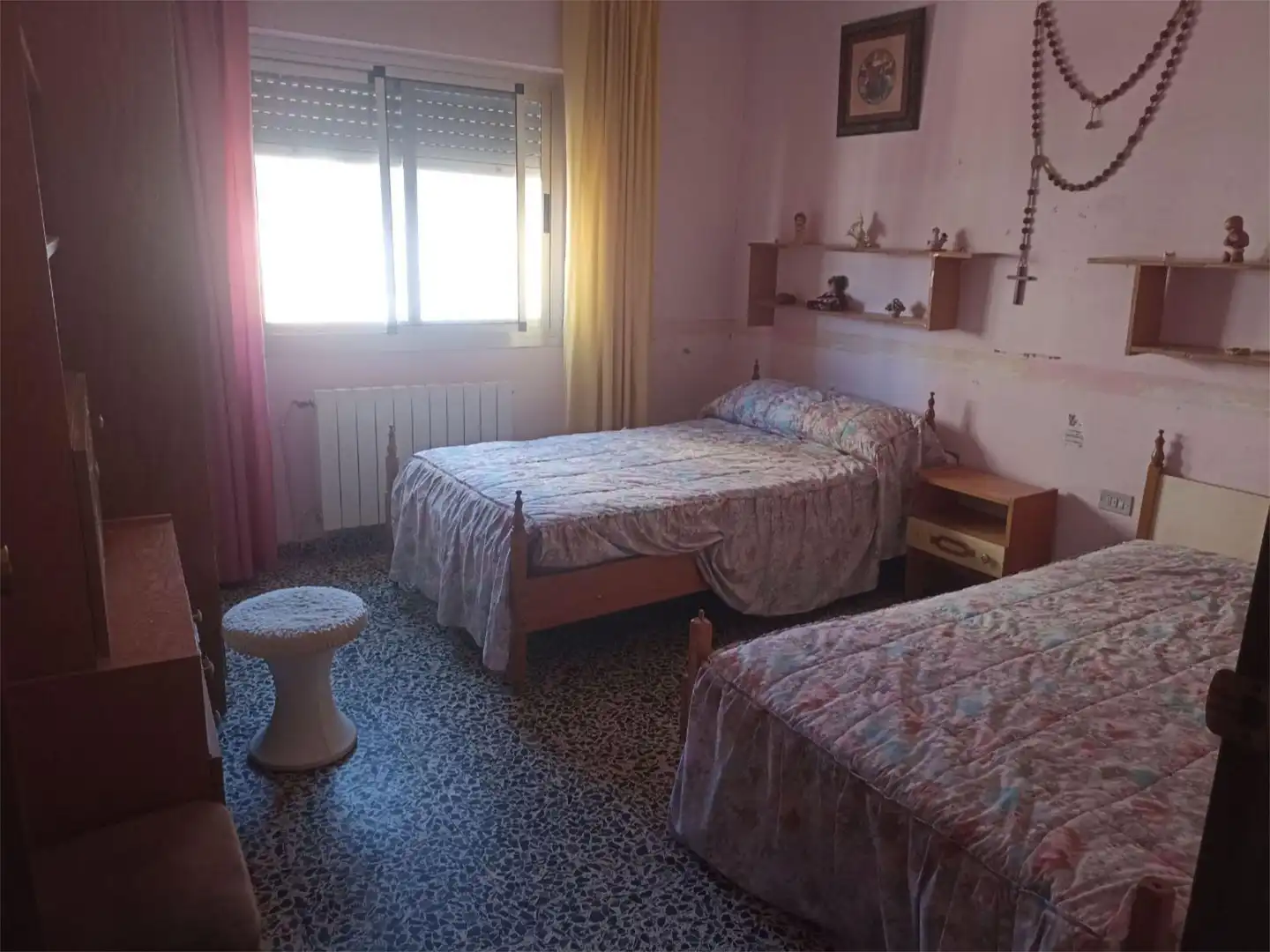 Casa adosada en venta en Calle Carlos Garzarán, 24, Pedro Muñoz Habitación de Casa adosada en venta en Pedro Muñoz con Aire acondicionado, Calefacción y Jardín privado