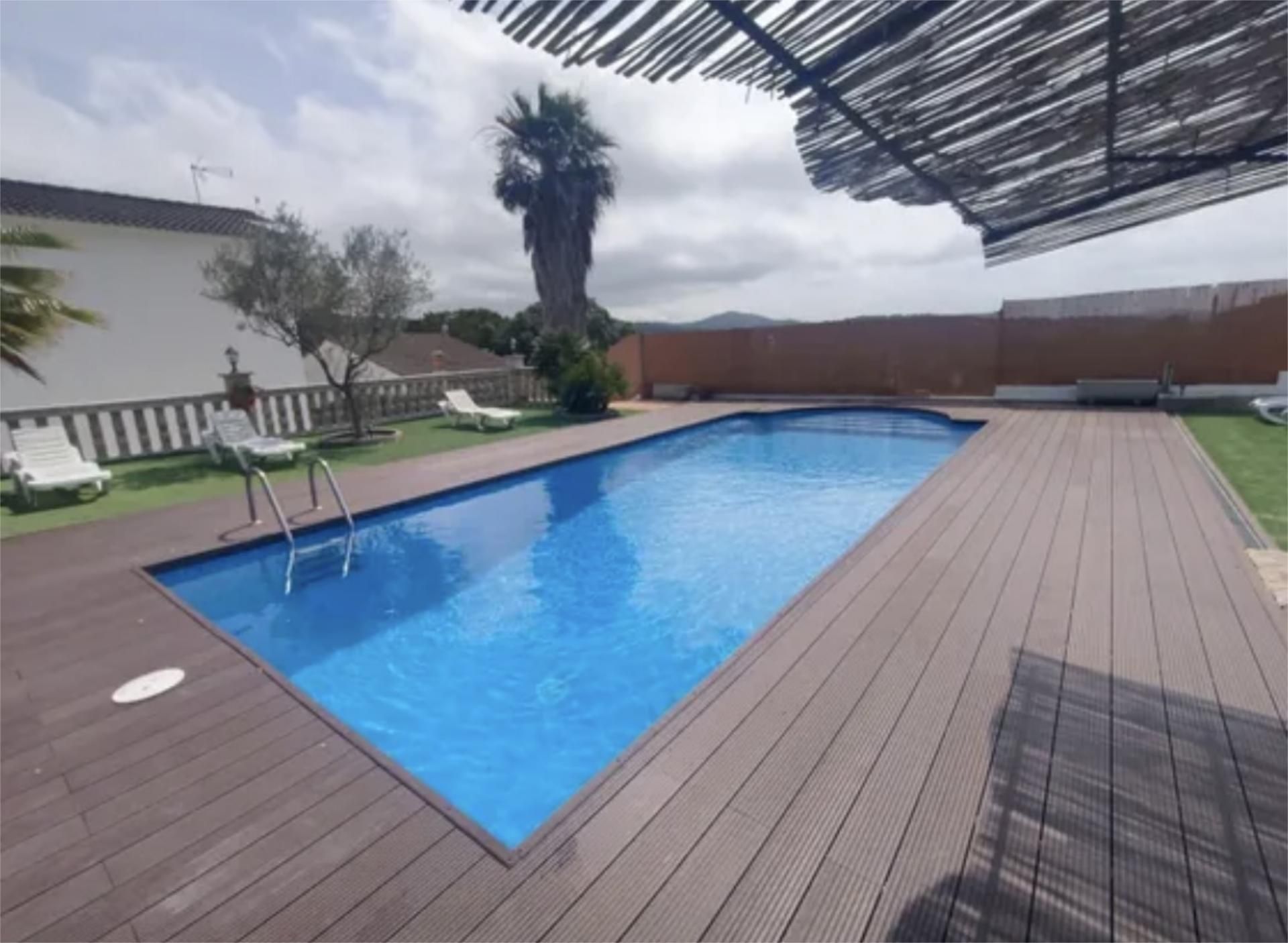 Piscina de Casa o xalet en venda en Vidreres amb Aire condicionat, Terrassa i Piscina