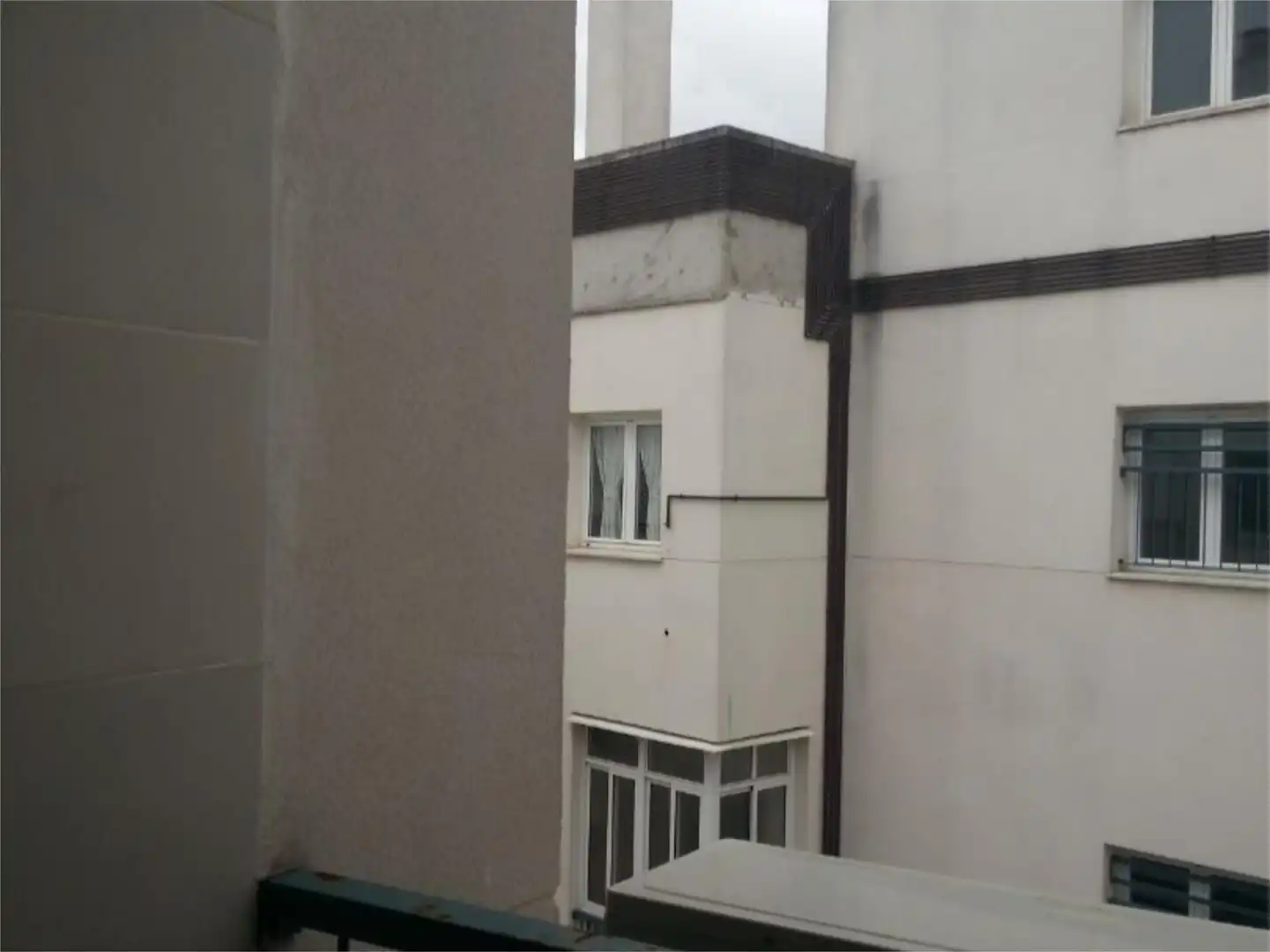 Piso en venta en Avenida de las Ciencias, 27, Colores - Entreparques Terraza de Piso en venta en Sevilla con Aire acondicionado, Calefacción y Jardín privado