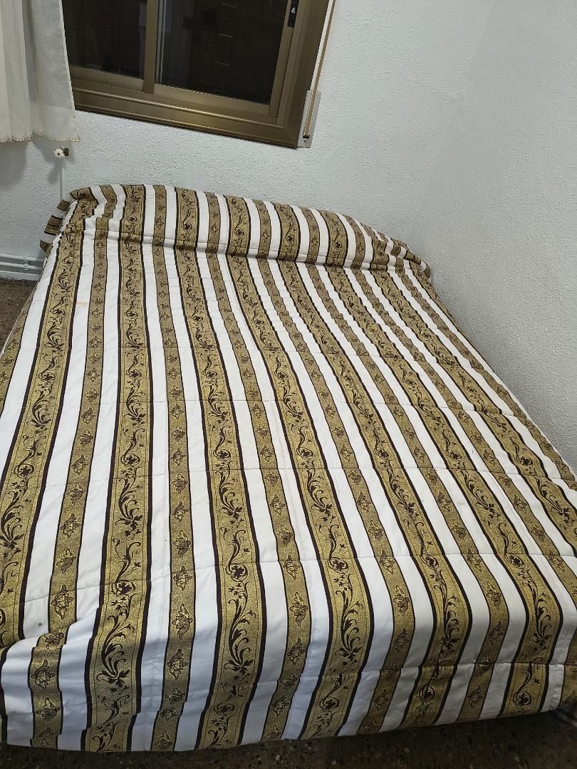 Jardí de Pis per a compartir en Barberà del Vallès amb Aire condicionat, Calefacció i Moblat